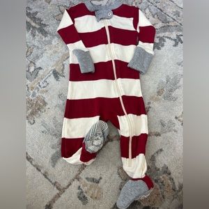 SOLD XPOST Burt’s Bees Baby One Piece Sleeper